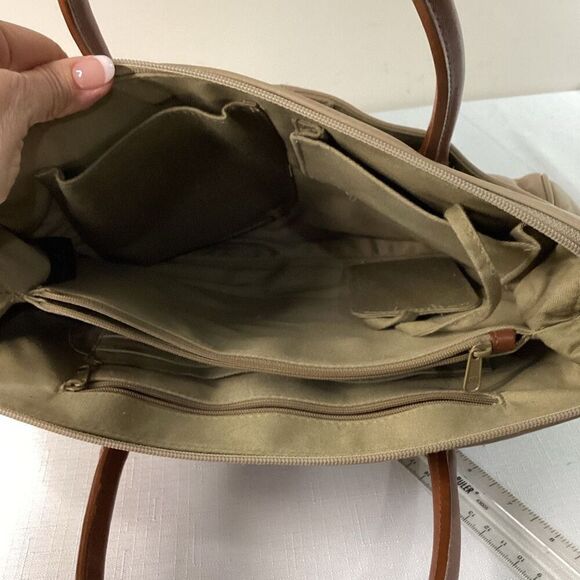 Liz Claiborne Tan and Brown Leather Handbag - Picture 8 of 9